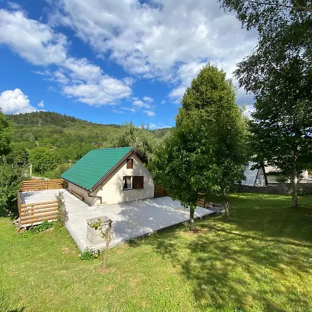 Chalet Sanmari_forest *